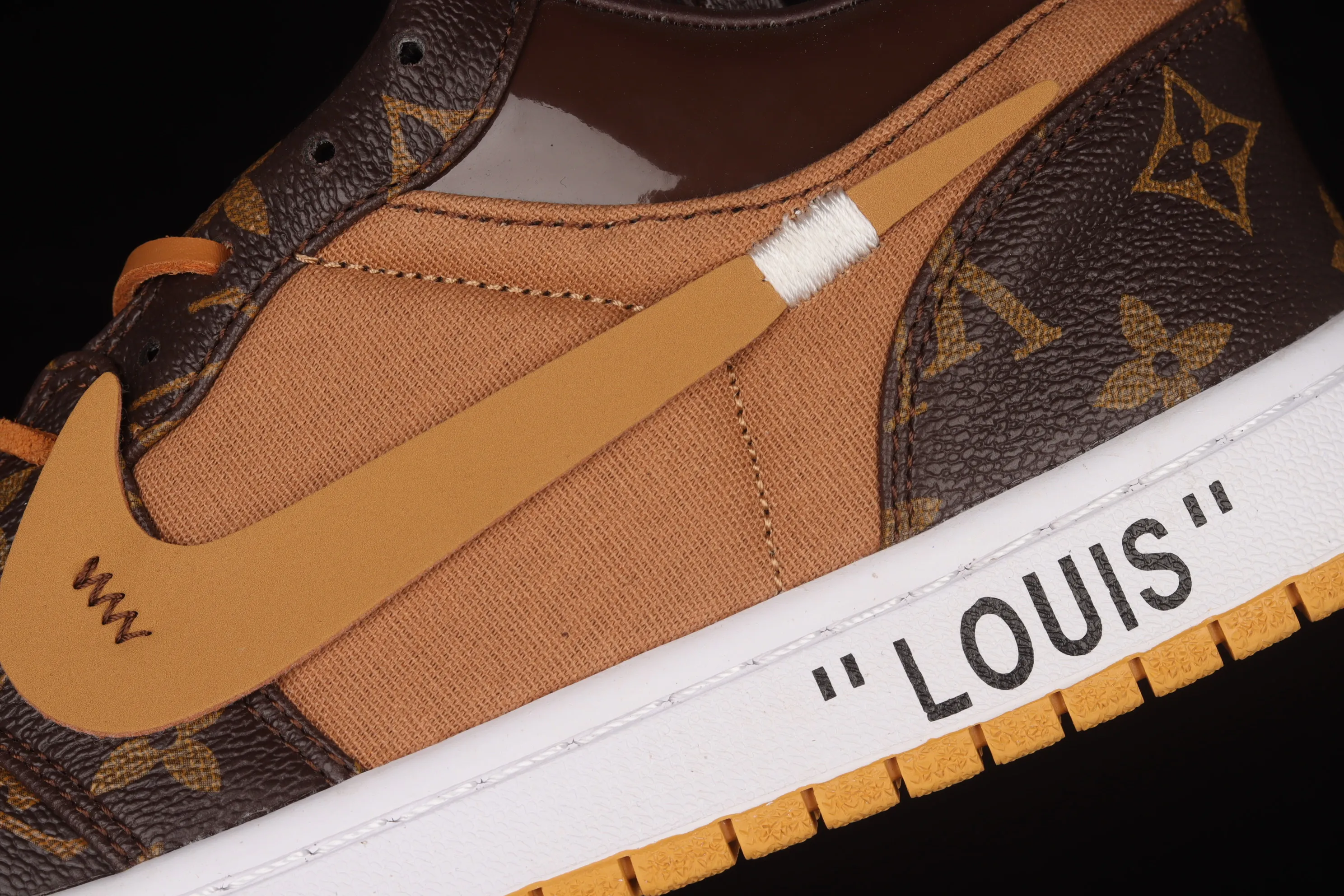 All Categories Air Jordan Jordan Series Basketball Shoes Air Jordan 1 Low Air Jordan 1 AJ1 Joe 1 Donkey Brand Co-branded Customized Low-top Basketball Shoes 554724-555